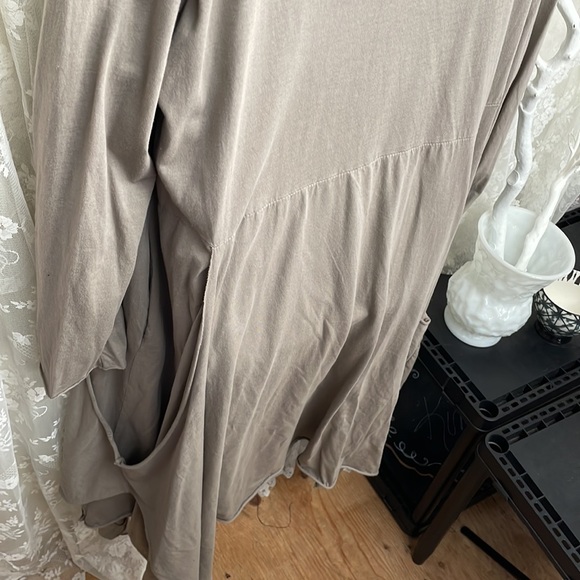 Pure Venice Designer Coat From Ottawa Boutique - Picture 7 of 11